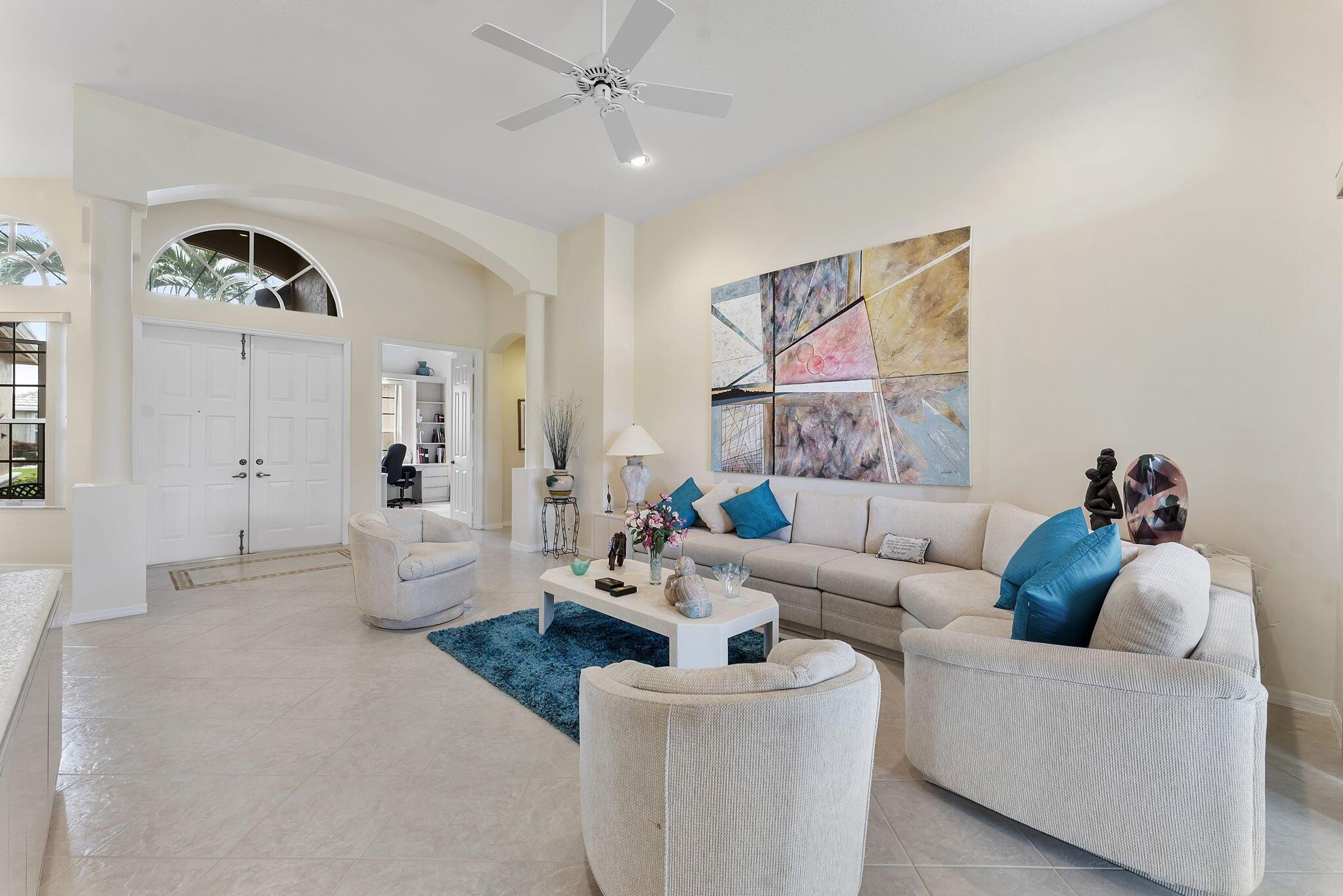 7381 Viale Michelangelo