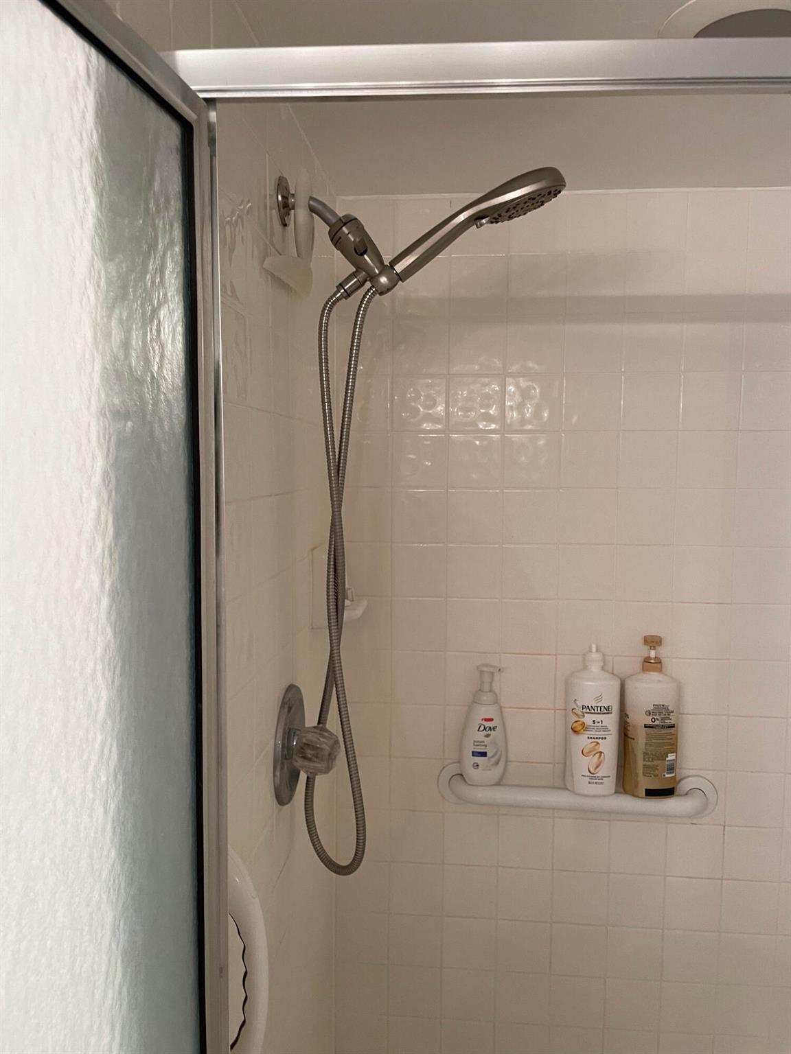 THIRTY-THREE SIXTY CONDO - Residential Lease