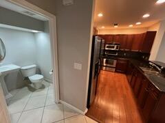 OLYMPIA 2 - Residential Lease