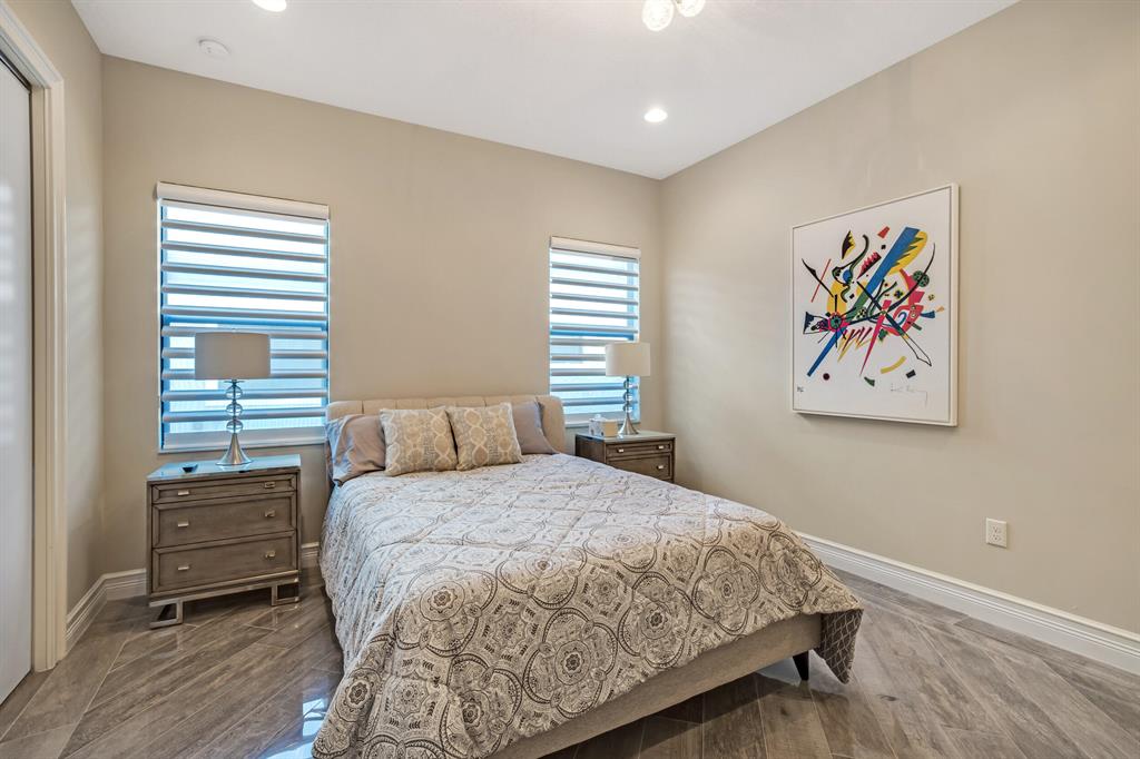 Seven Bridges - Residential