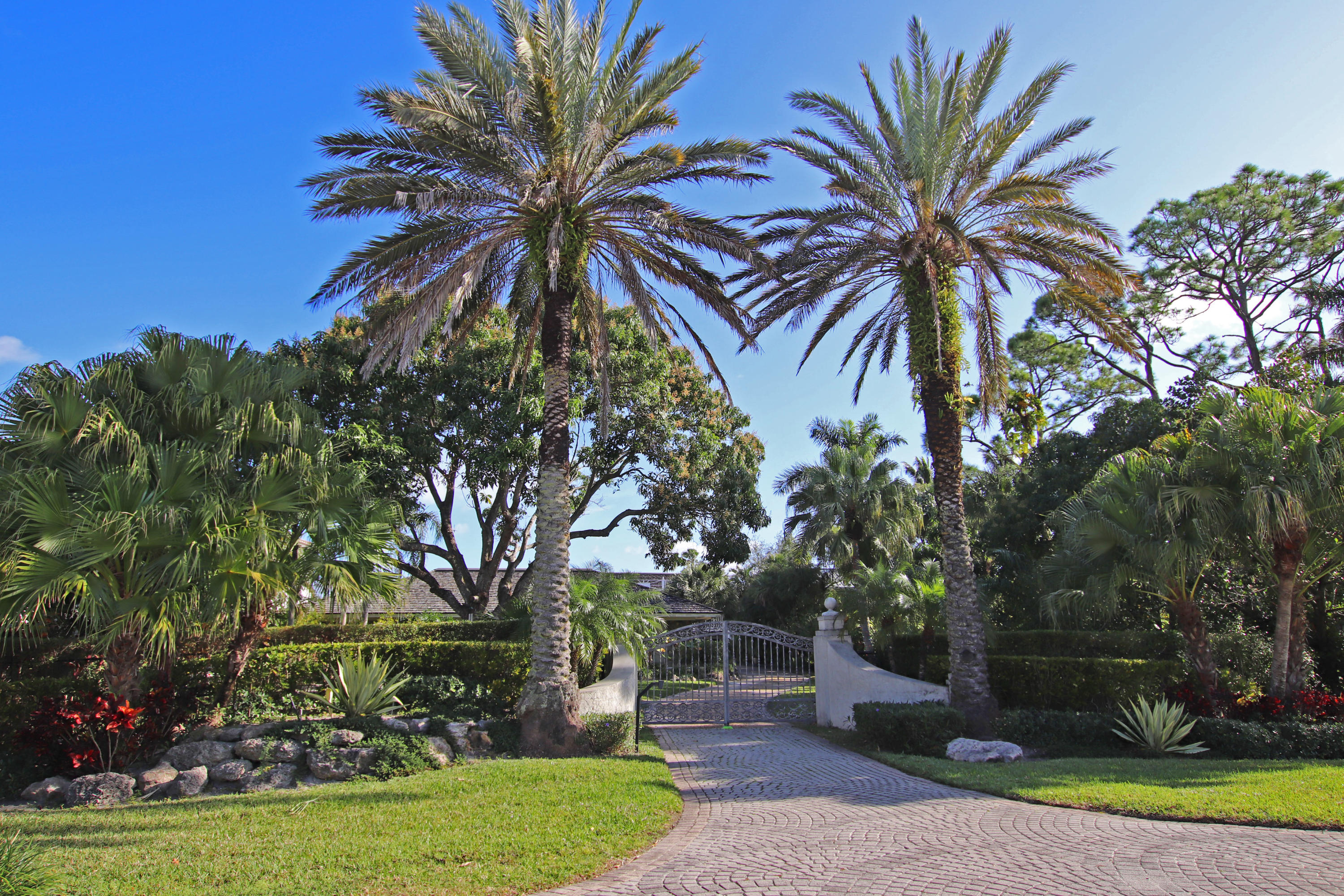 Pennock Point - Residential