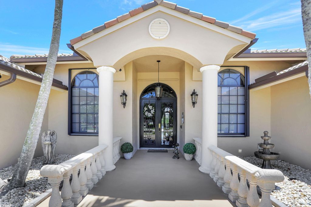 Photo of 20216 SW 54th Place, Pembroke Pines, FL 33332 (MLS # R10977294)