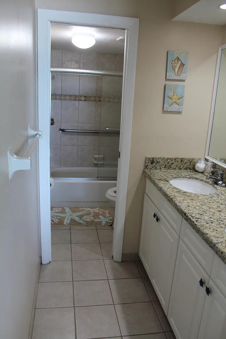 ATLANTIS CONDOMINIUM BUIL - Residential Lease