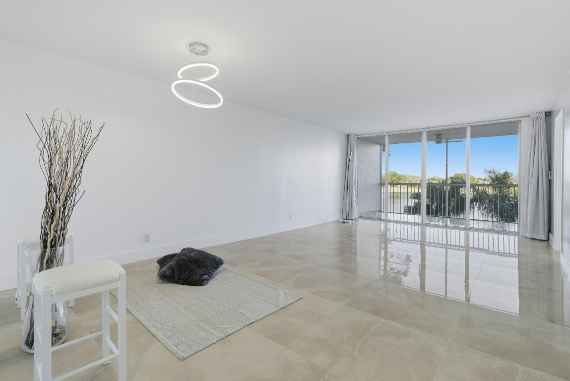 Palm Aire - Residential