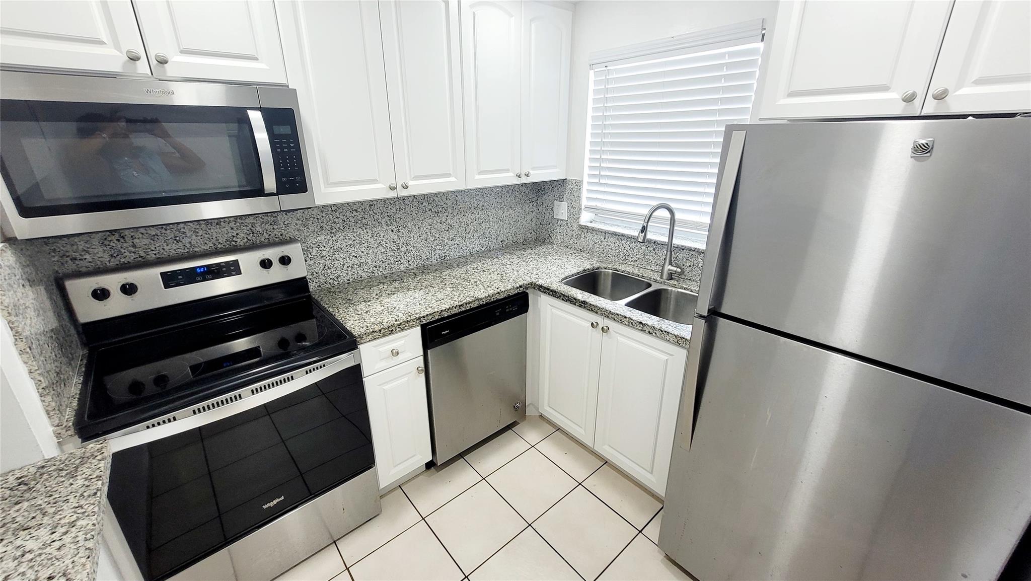 SUNRISE LAKES 54 PHASE II - Residential