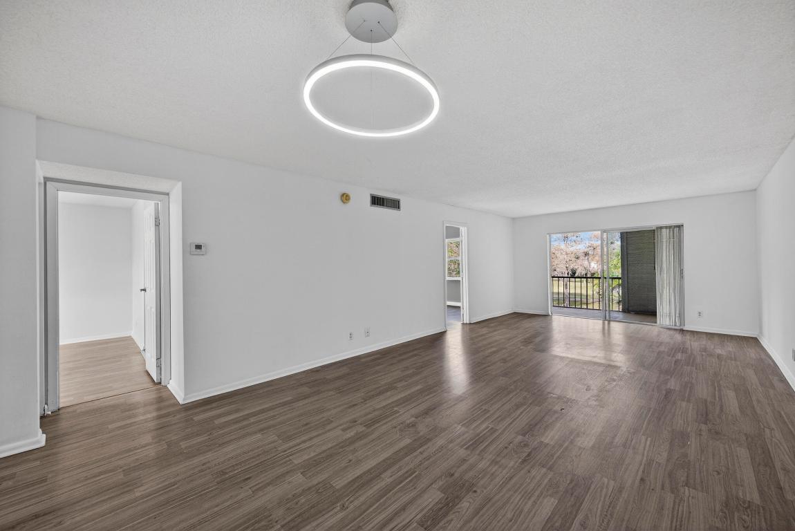 INVERRARY COUNTRY CLUB - Residential