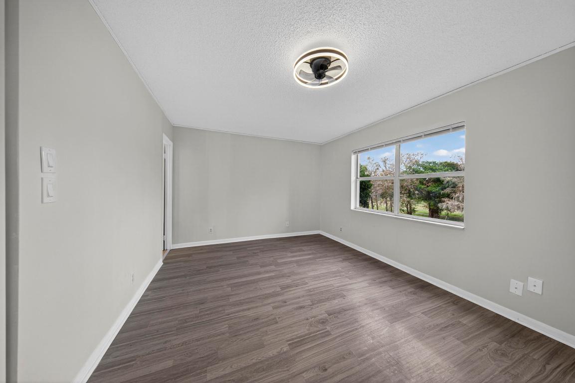 INVERRARY COUNTRY CLUB - Residential