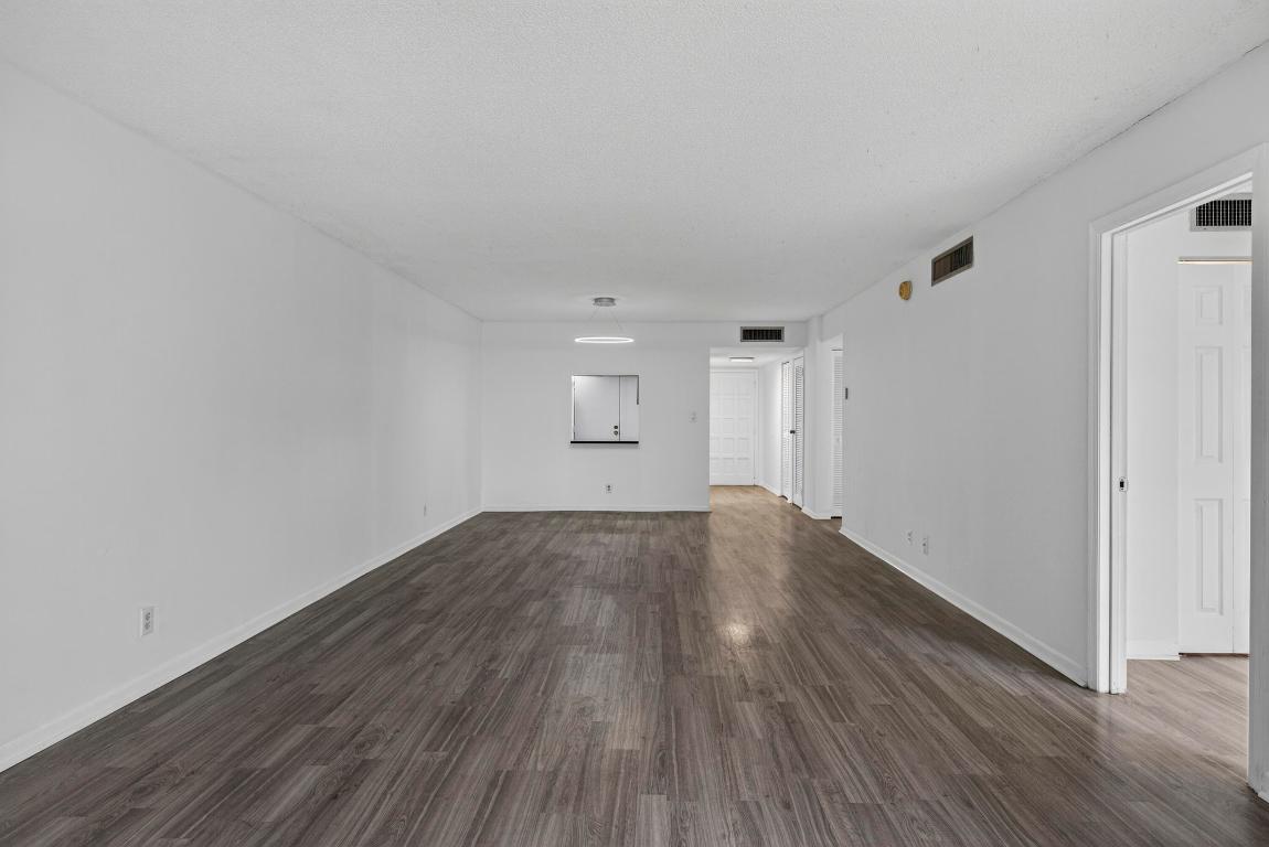 INVERRARY COUNTRY CLUB - Residential