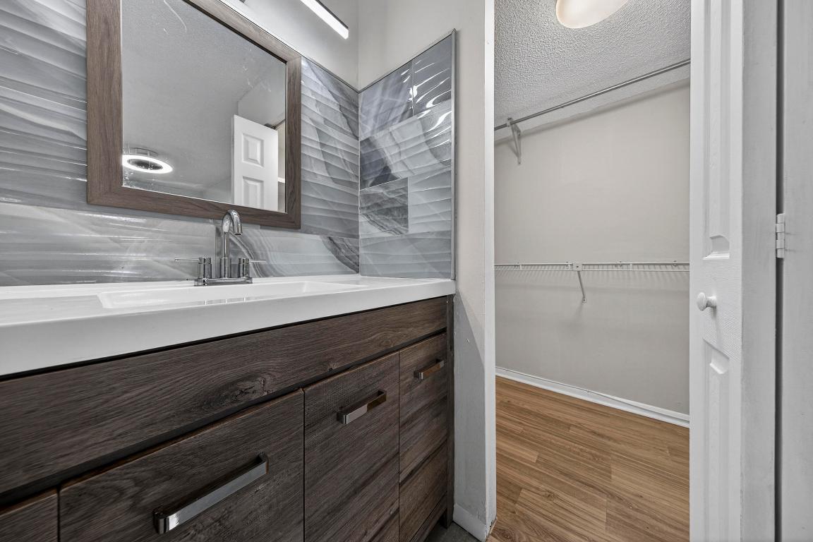 INVERRARY COUNTRY CLUB - Residential