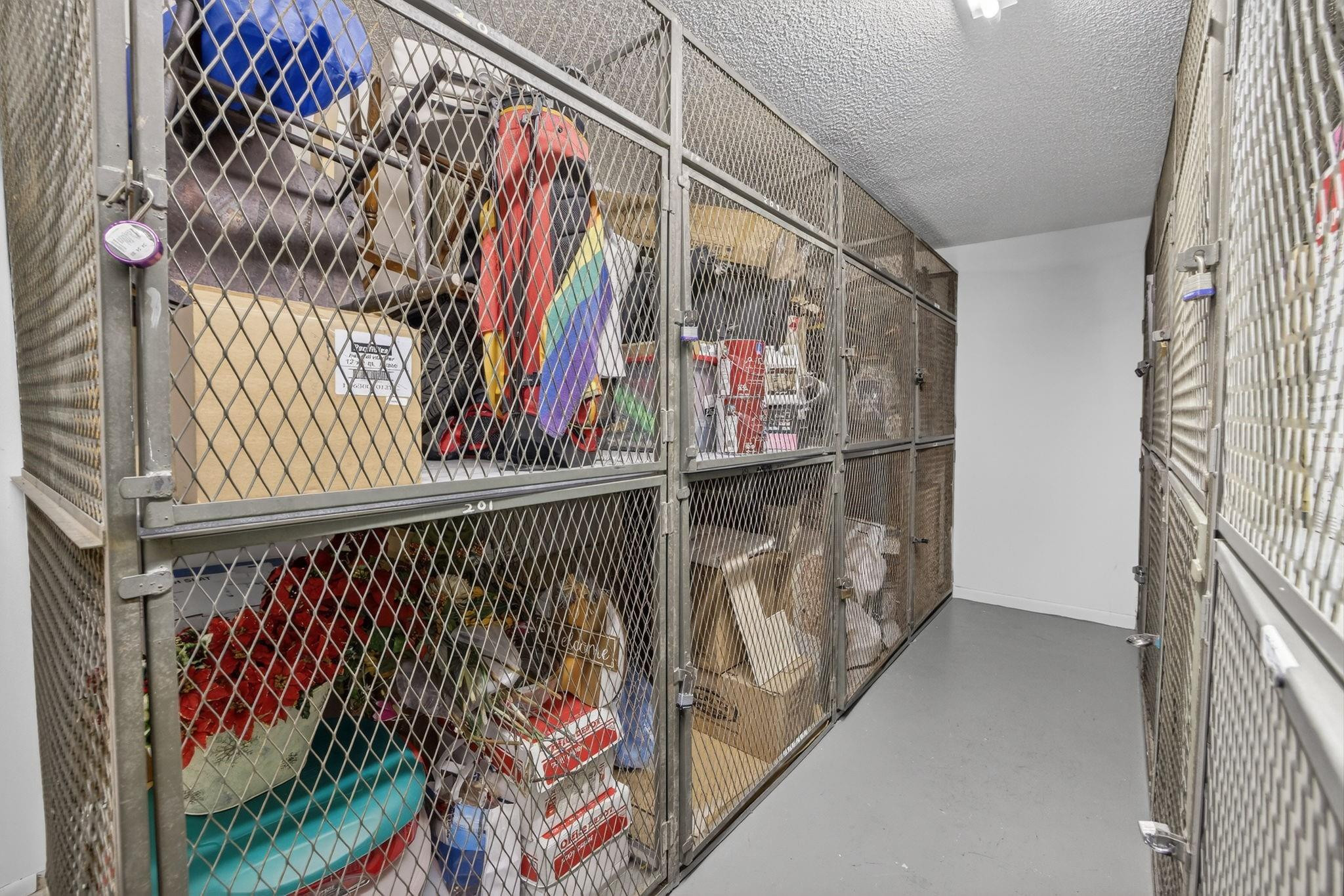 Bay Yacht Club Condo - Residential