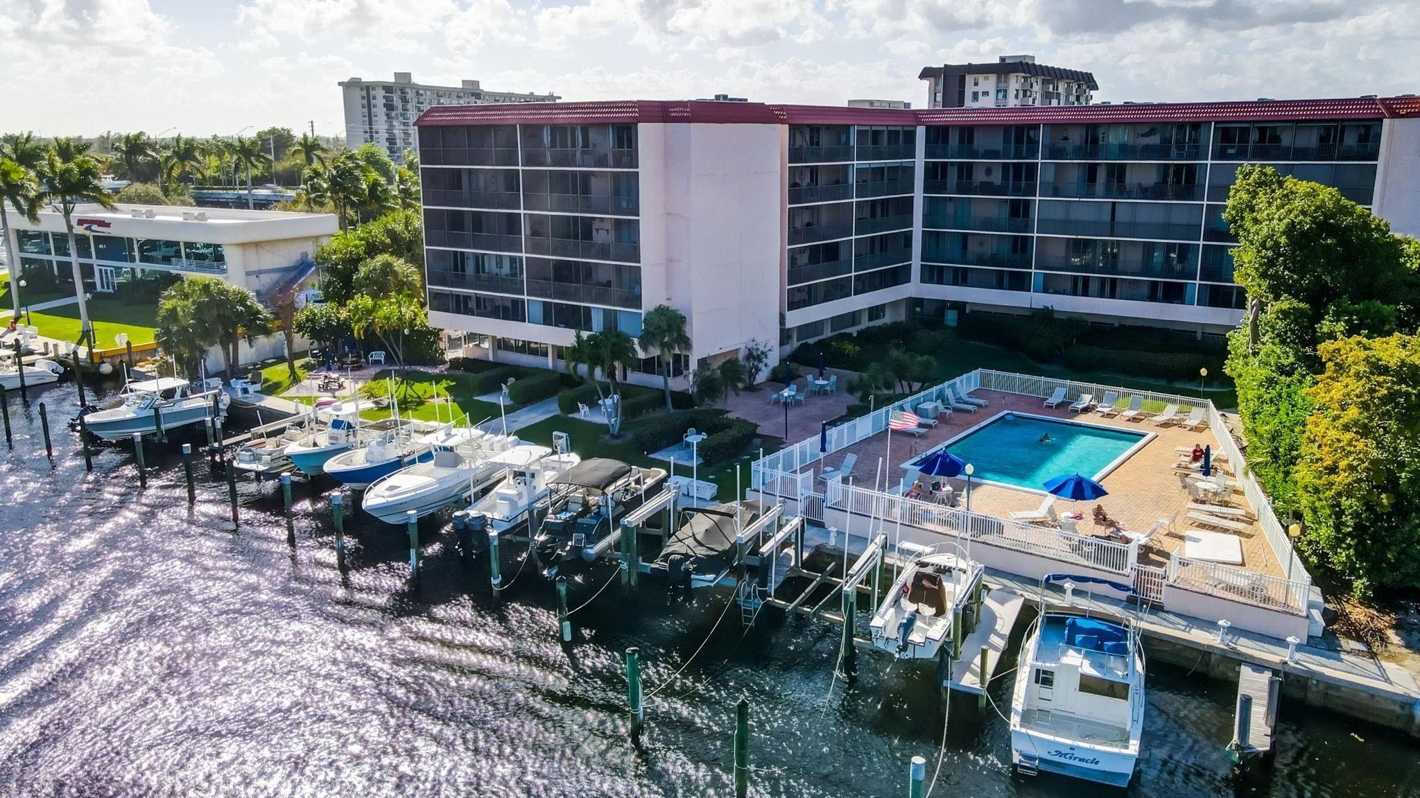 Bay Yacht Club Condo - Residential