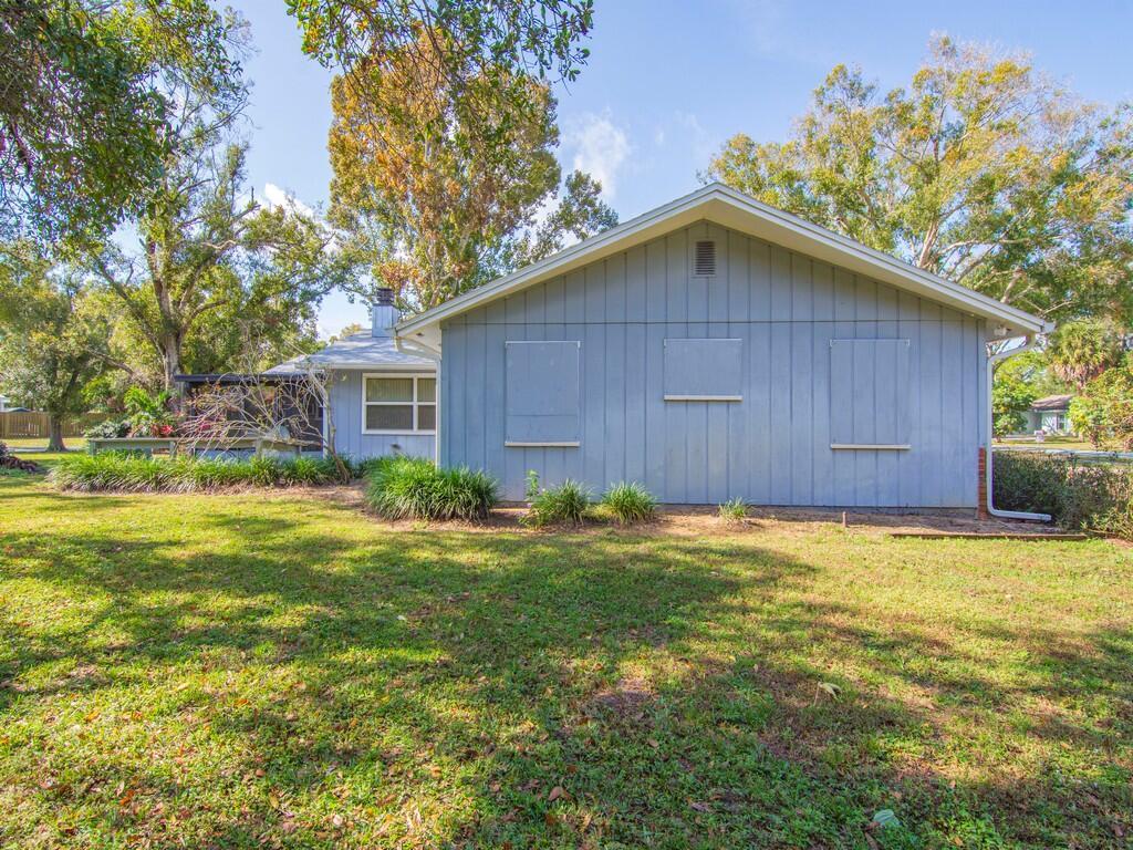 BLOCK MANOR - Residential