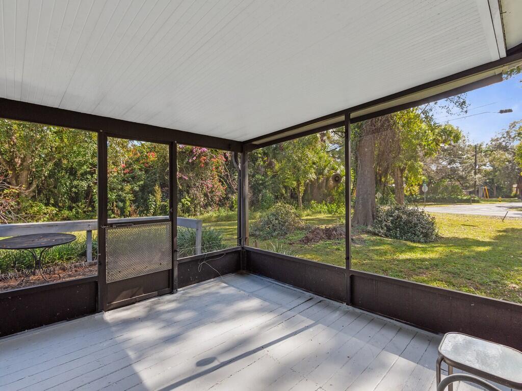 BLOCK MANOR - Residential