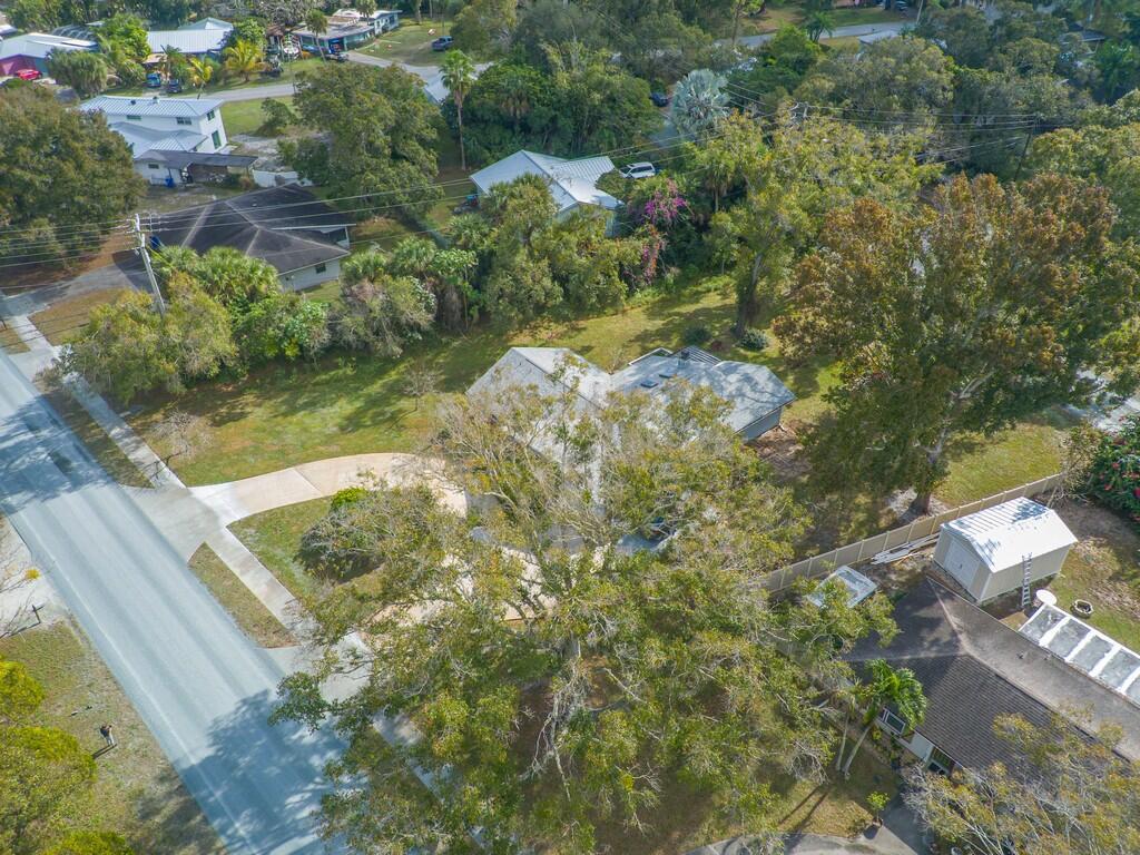 BLOCK MANOR - Residential