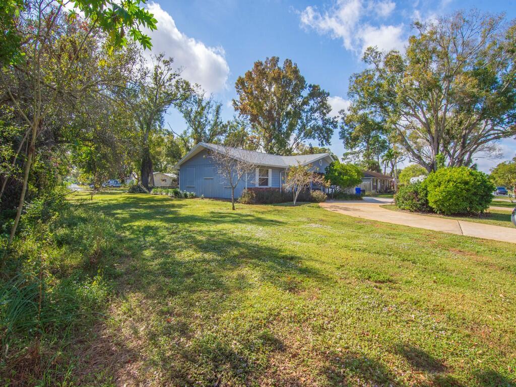 BLOCK MANOR - Residential