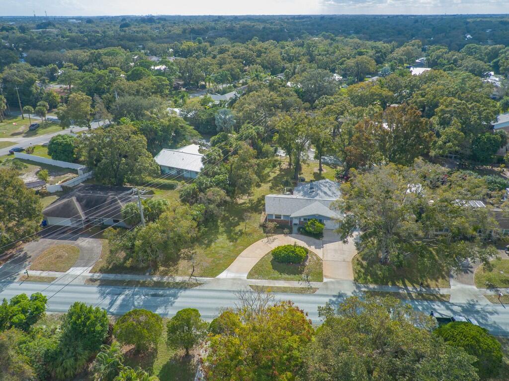 BLOCK MANOR - Residential