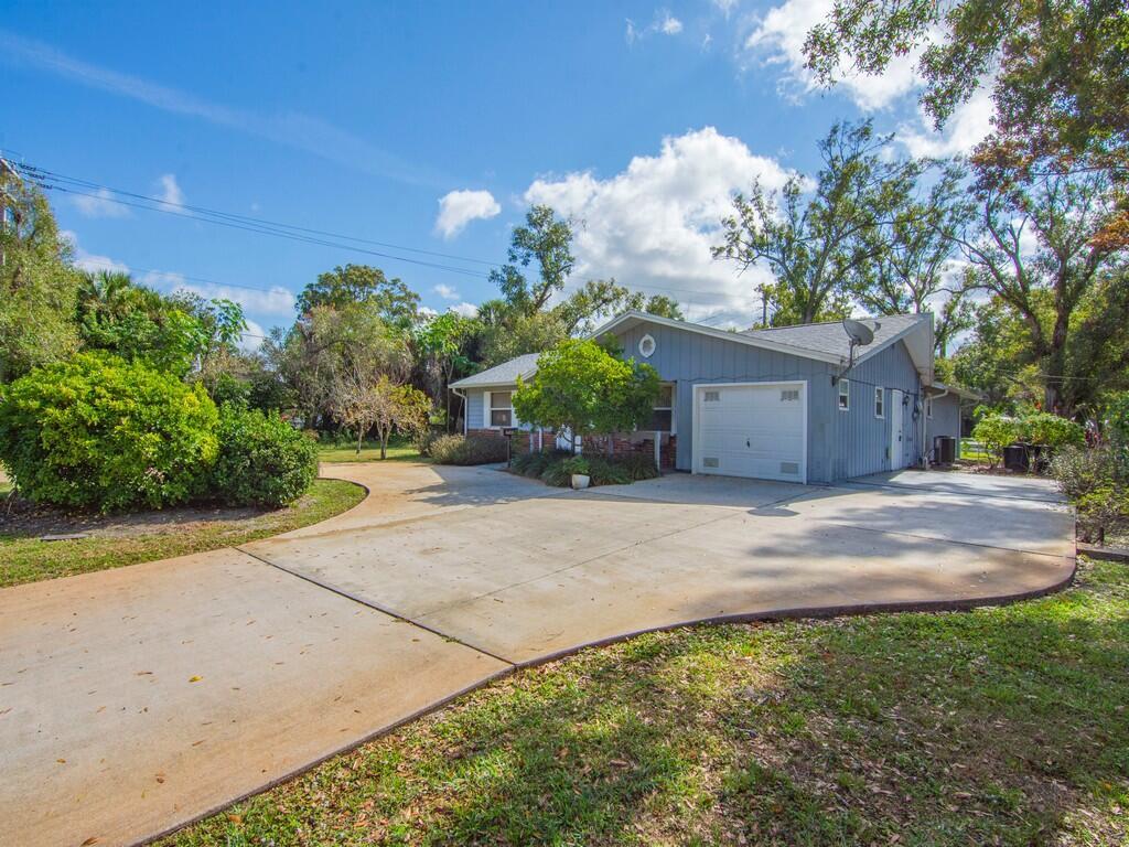 BLOCK MANOR - Residential