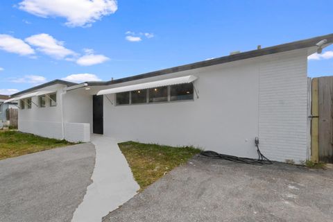 5720 Parke Avenue West Palm Beach FL 33407