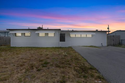 5720 Parke Avenue West Palm Beach FL 33407