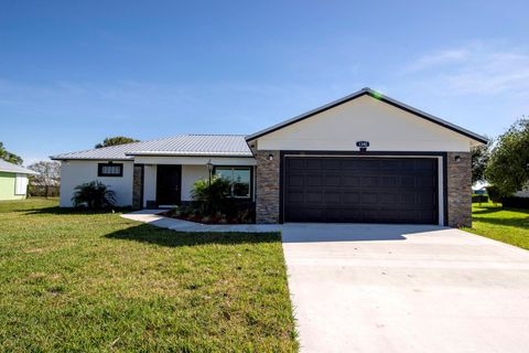 A home in Okeechobee