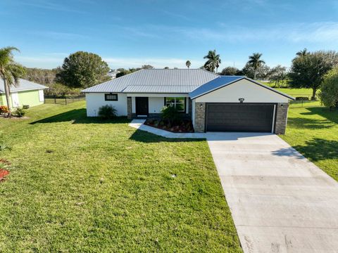 A home in Okeechobee