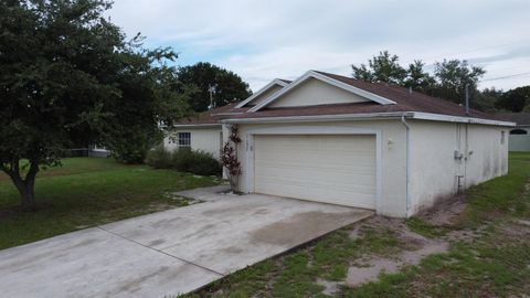 A home in Port St Lucie