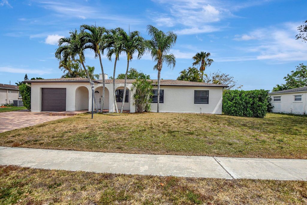 Photo of 4593 Appalachian Street, Boca Raton, FL 33428 (MLS # R11098553)