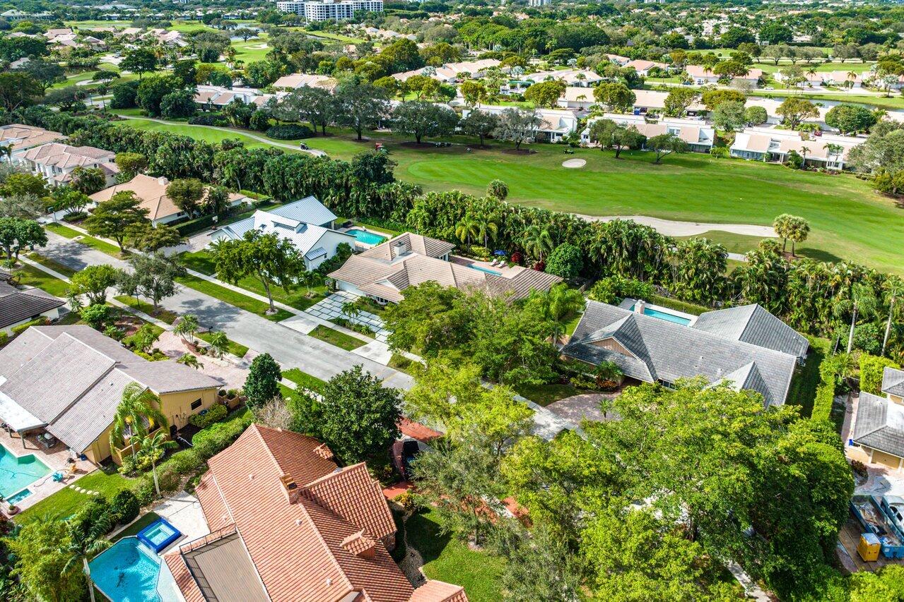WOODFIELD HUNT CLUB - Residential