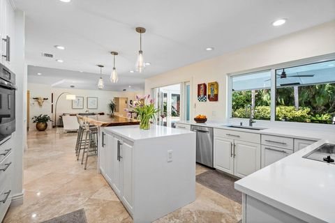 Tiny photo for 3765 Kings Way, Boca Raton, FL 33434 (MLS # B26022716)