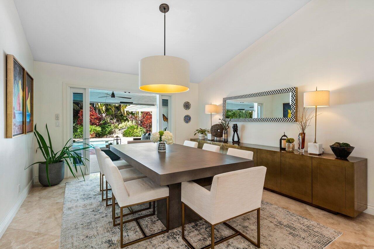 WOODFIELD HUNT CLUB - Residential