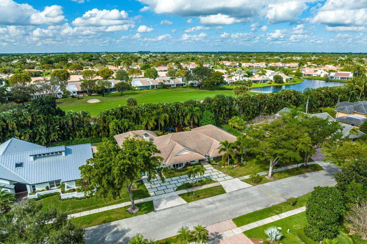 WOODFIELD HUNT CLUB - Residential