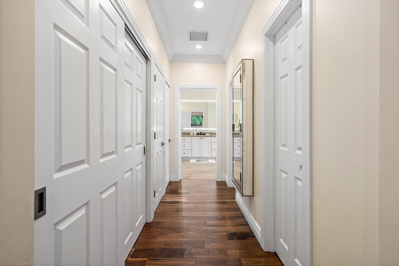 WOODFIELD HUNT CLUB - Residential