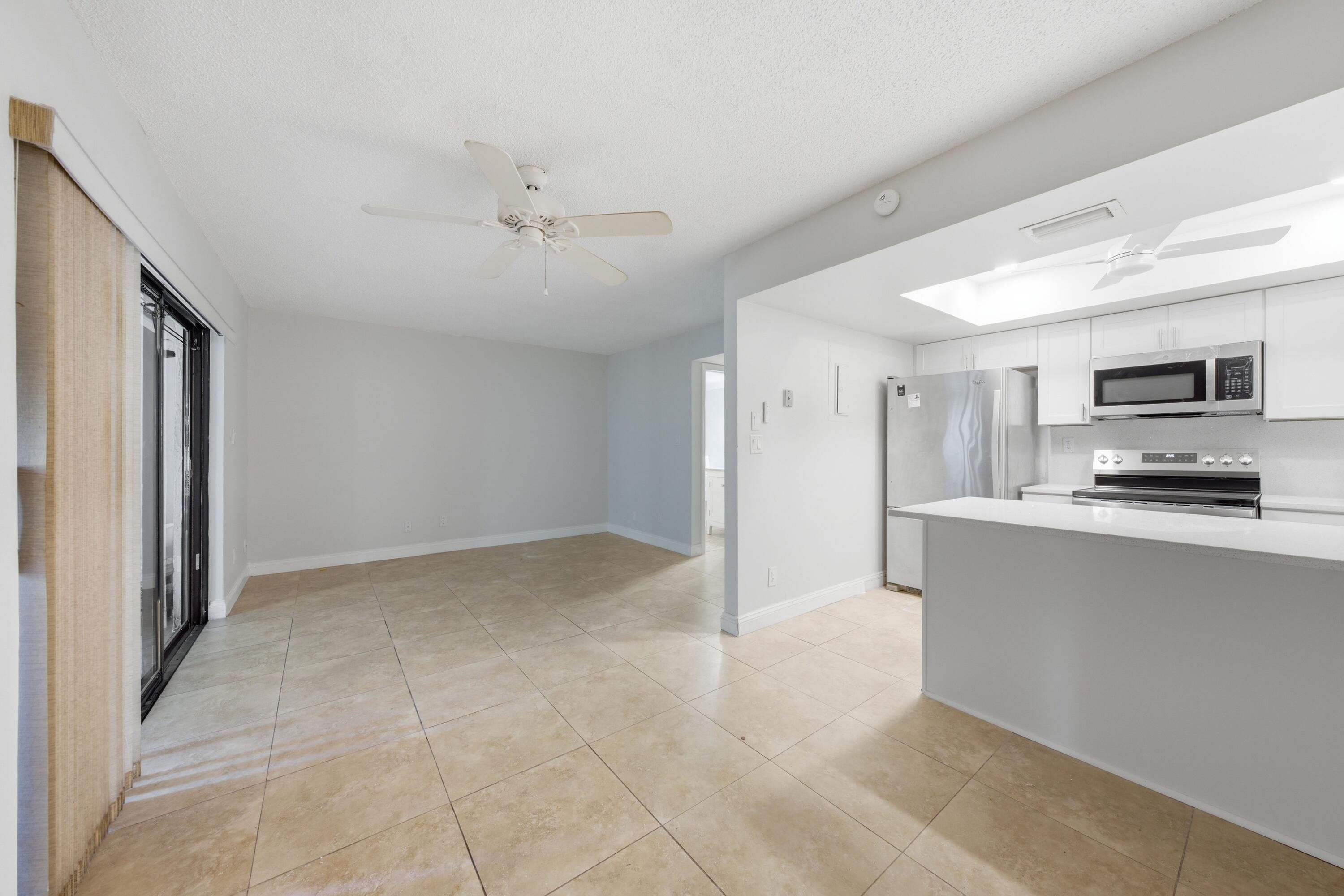 52 Canterbury Lane