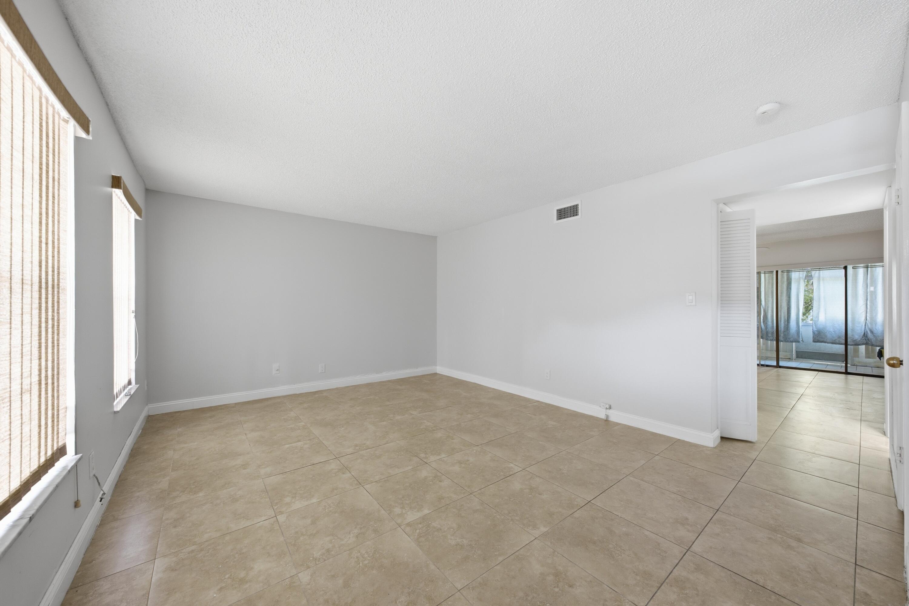 52 Canterbury Lane