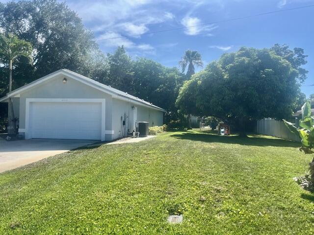 2205 30th Avenue, Vero Beach, FL, 32960/$335,000 3 2205 30th Avenue