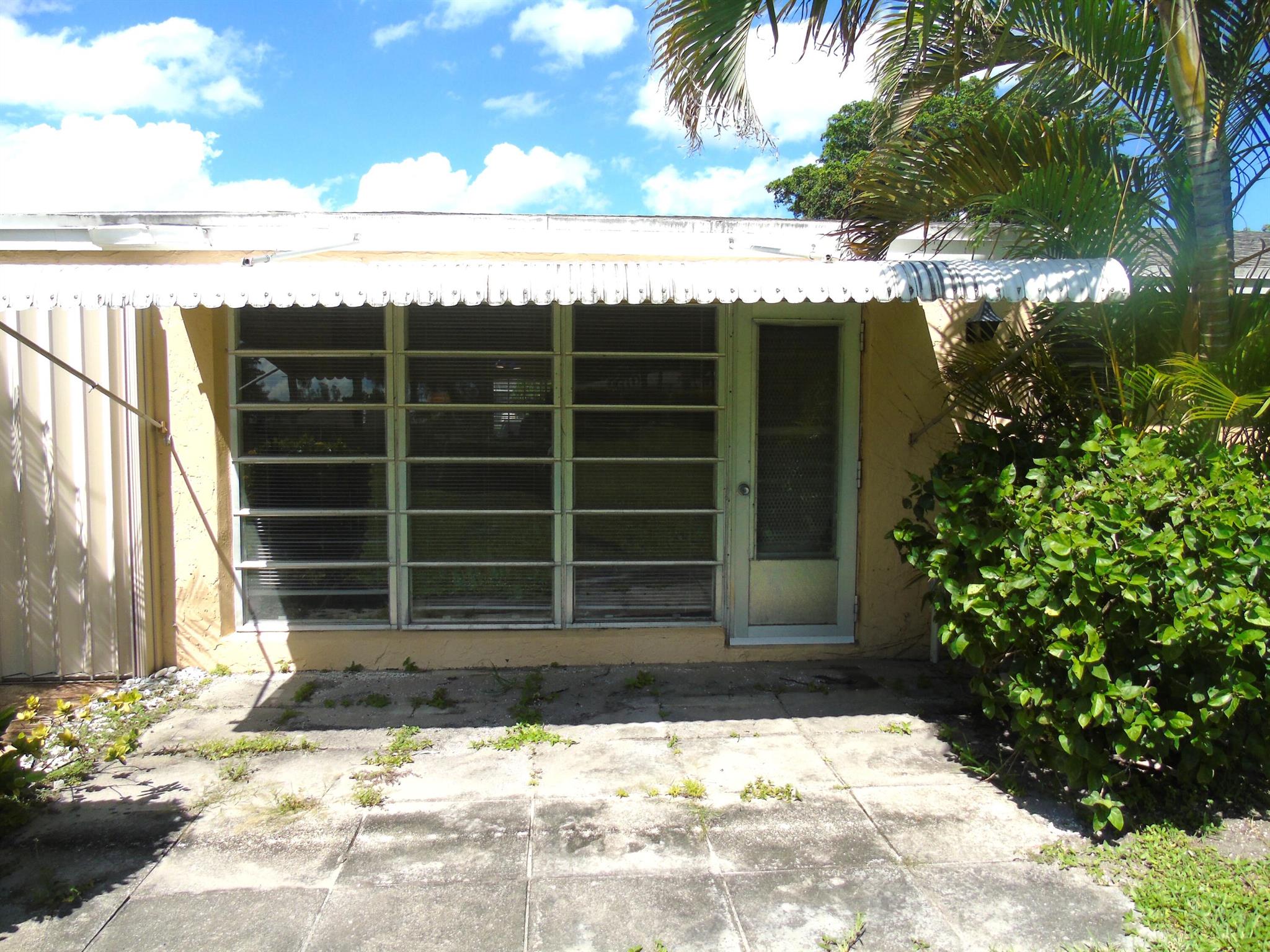 PALM GREENS AT VILLA DEL - Residential Lease