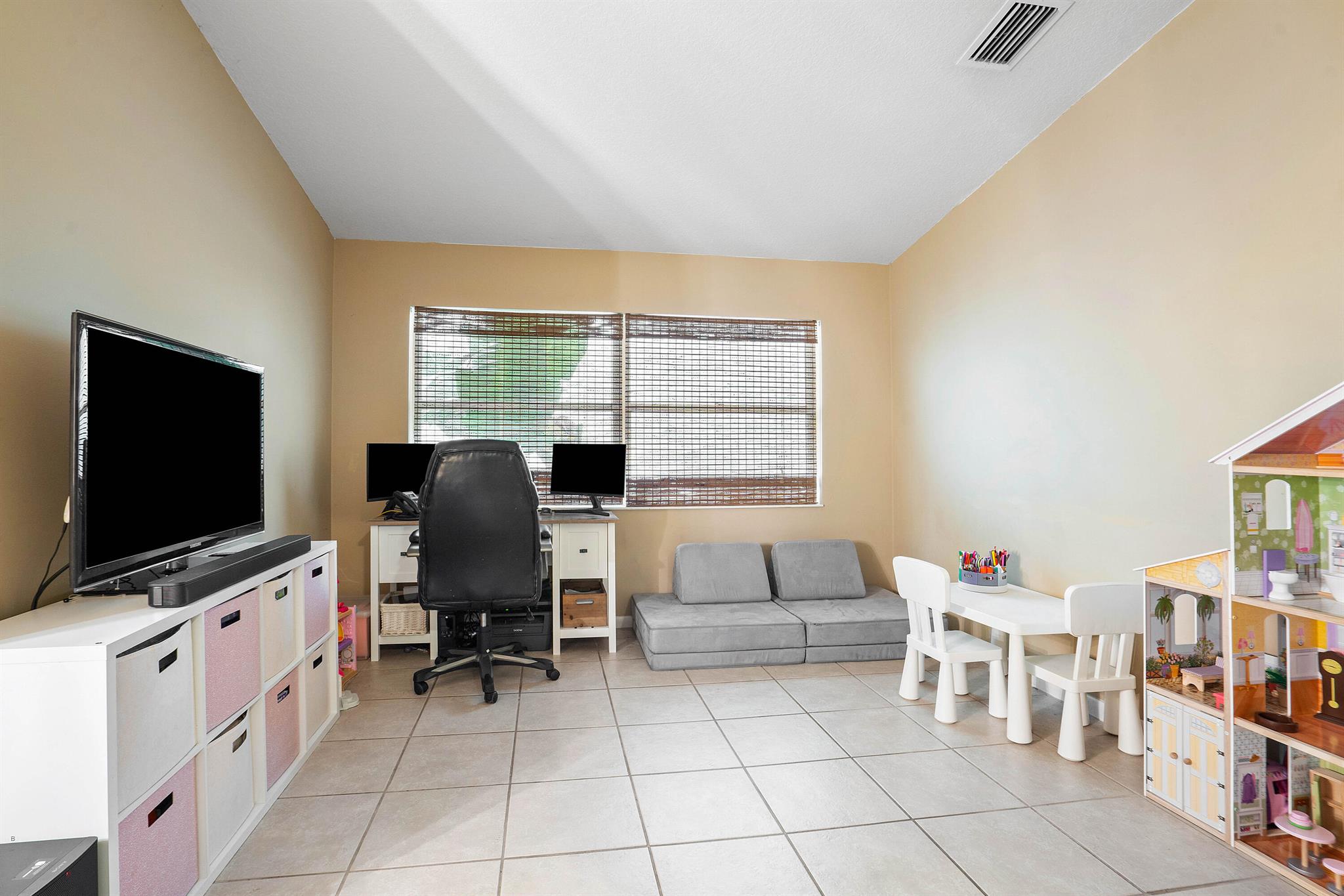 LAKEFIELD OF THE LANDINGS AT WELLINGTON 2A - Residential