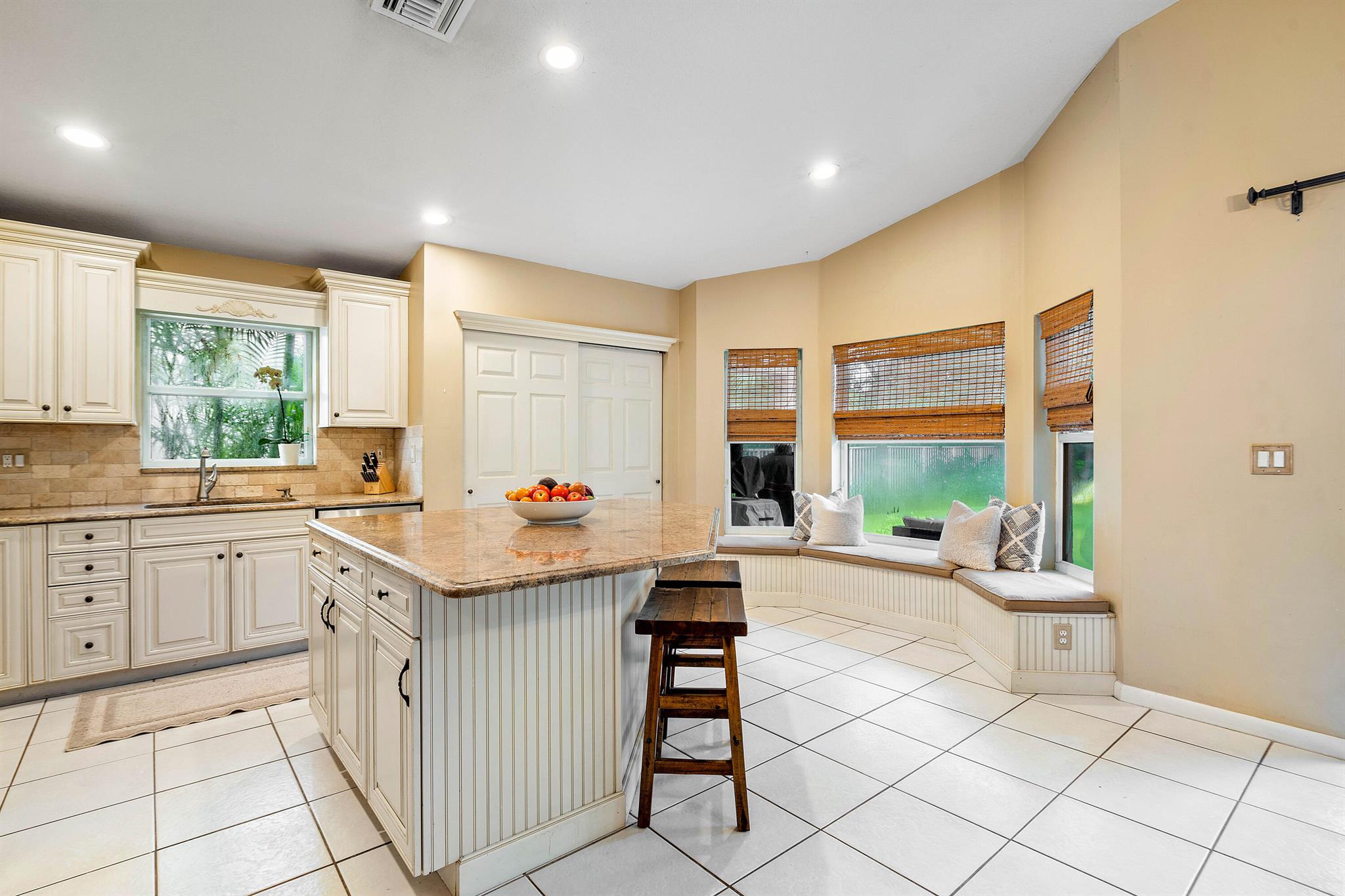 LAKEFIELD OF THE LANDINGS AT WELLINGTON 2A - Residential