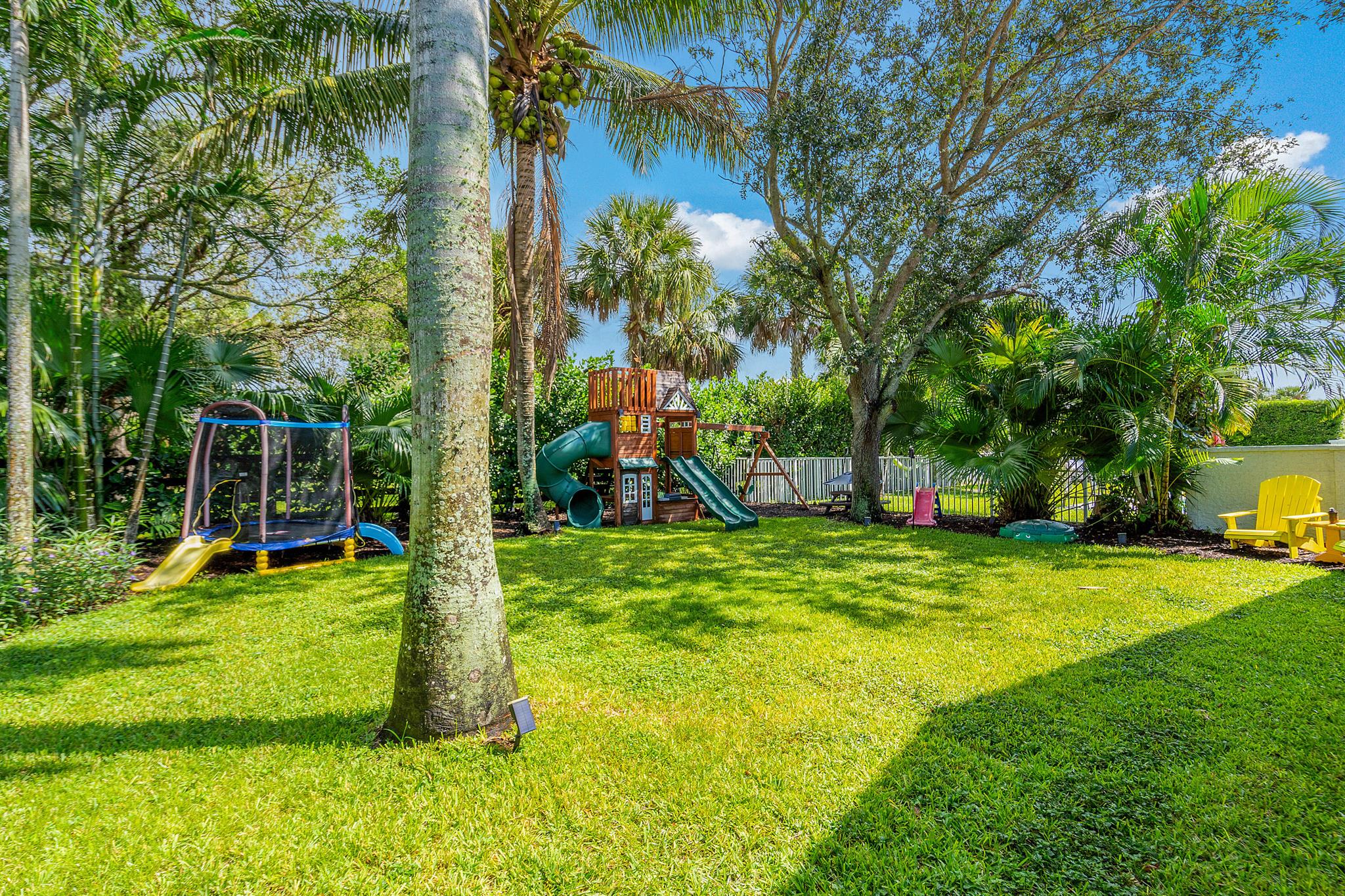 LAKEFIELD OF THE LANDINGS AT WELLINGTON 2A - Residential