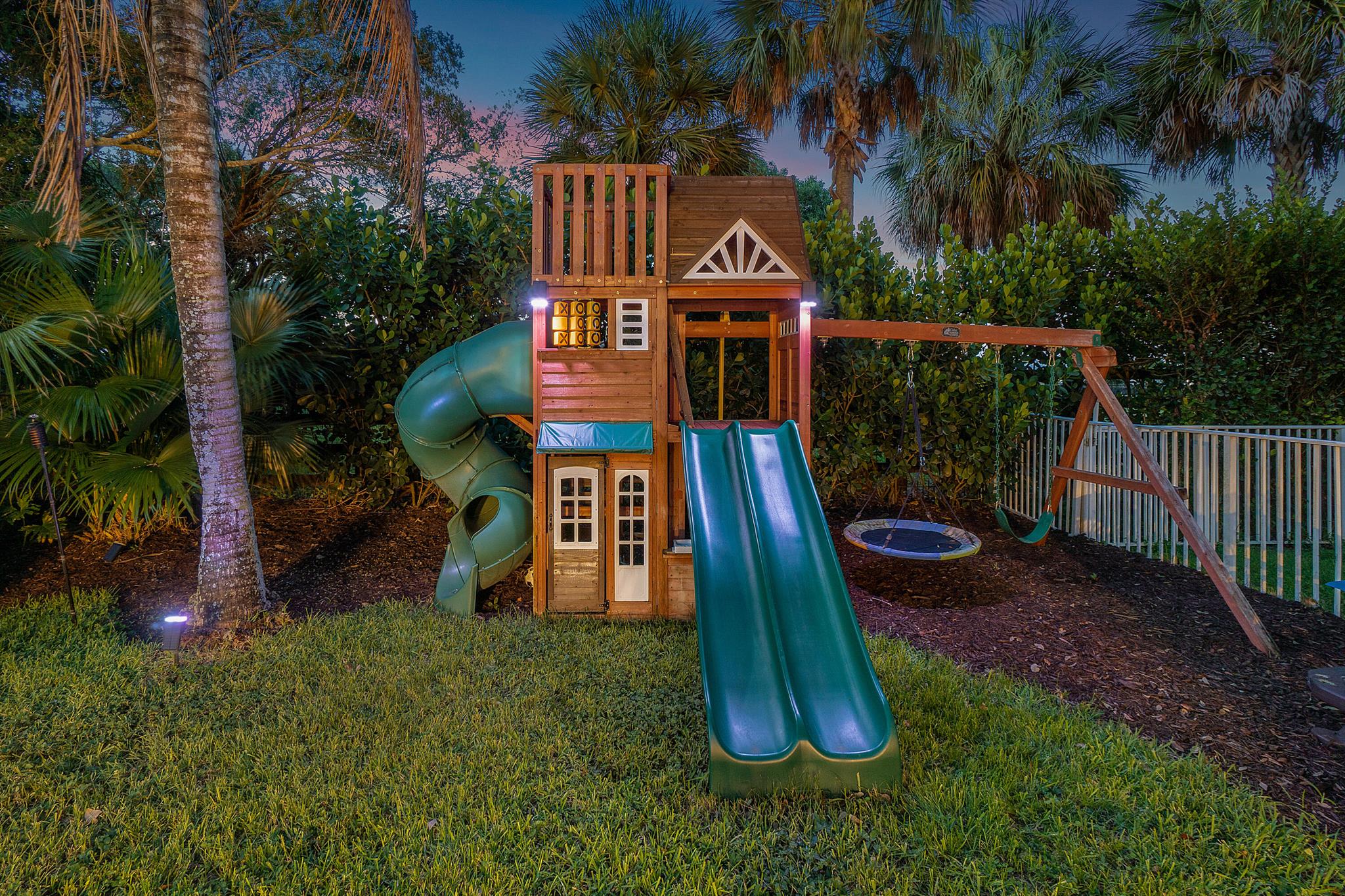 LAKEFIELD OF THE LANDINGS AT WELLINGTON 2A - Residential