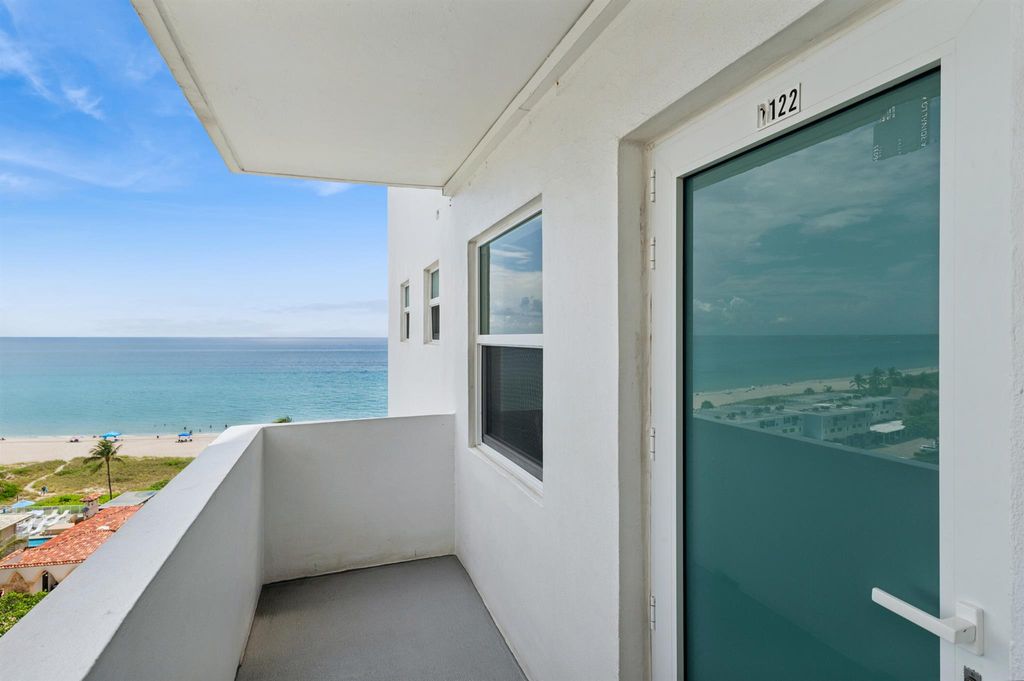 Photo of 333 NE 21st Avenue #1122, Deerfield Beach, FL 33441 (MLS # R11108484)