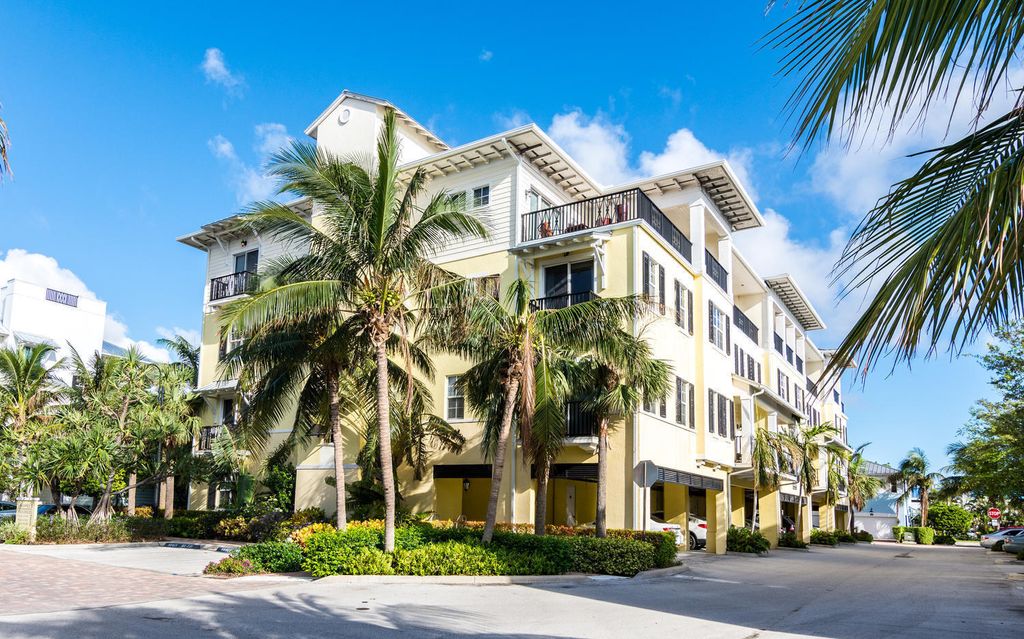 Photo of 3120 E Latitude Circle #101s, Delray Beach, FL 33483 (MLS # B26012810)