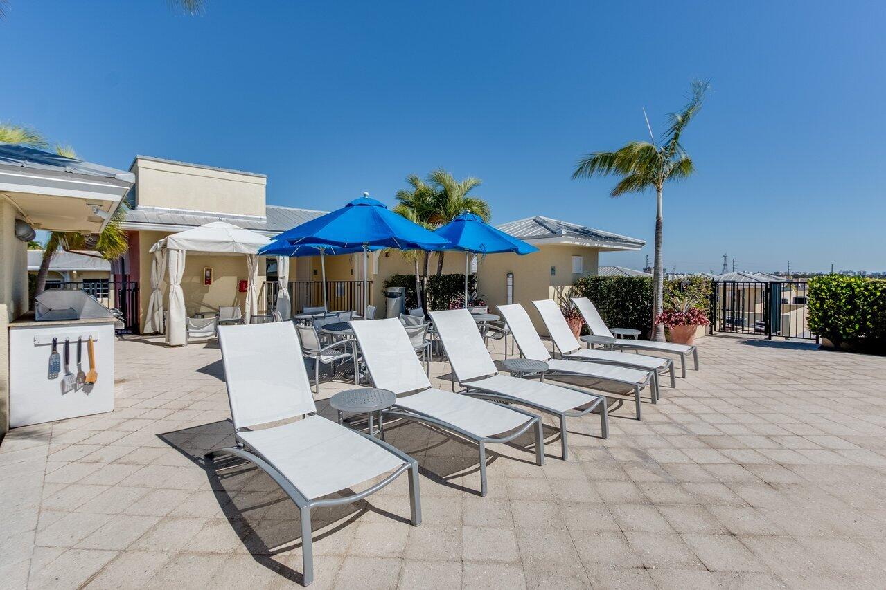 ASTOR CONDO - Residential