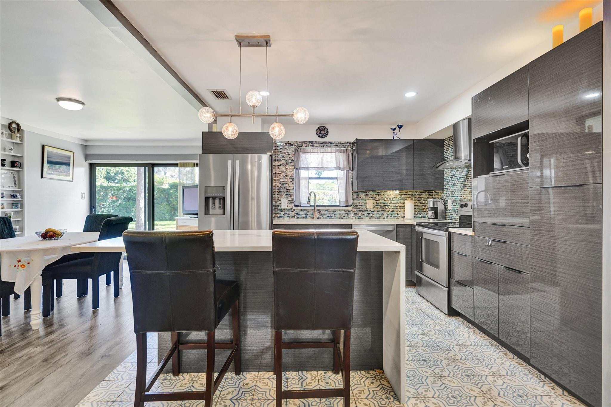 RAINBERRY BAY SEC 1 - Residential