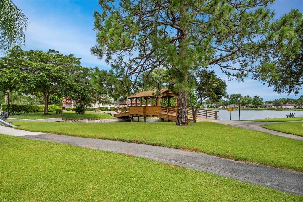 COVERED BRIDGE - Residential