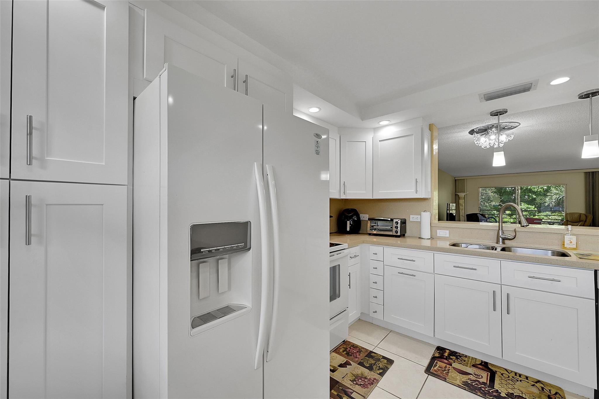 WYNMOOR VILLAGE - Residential