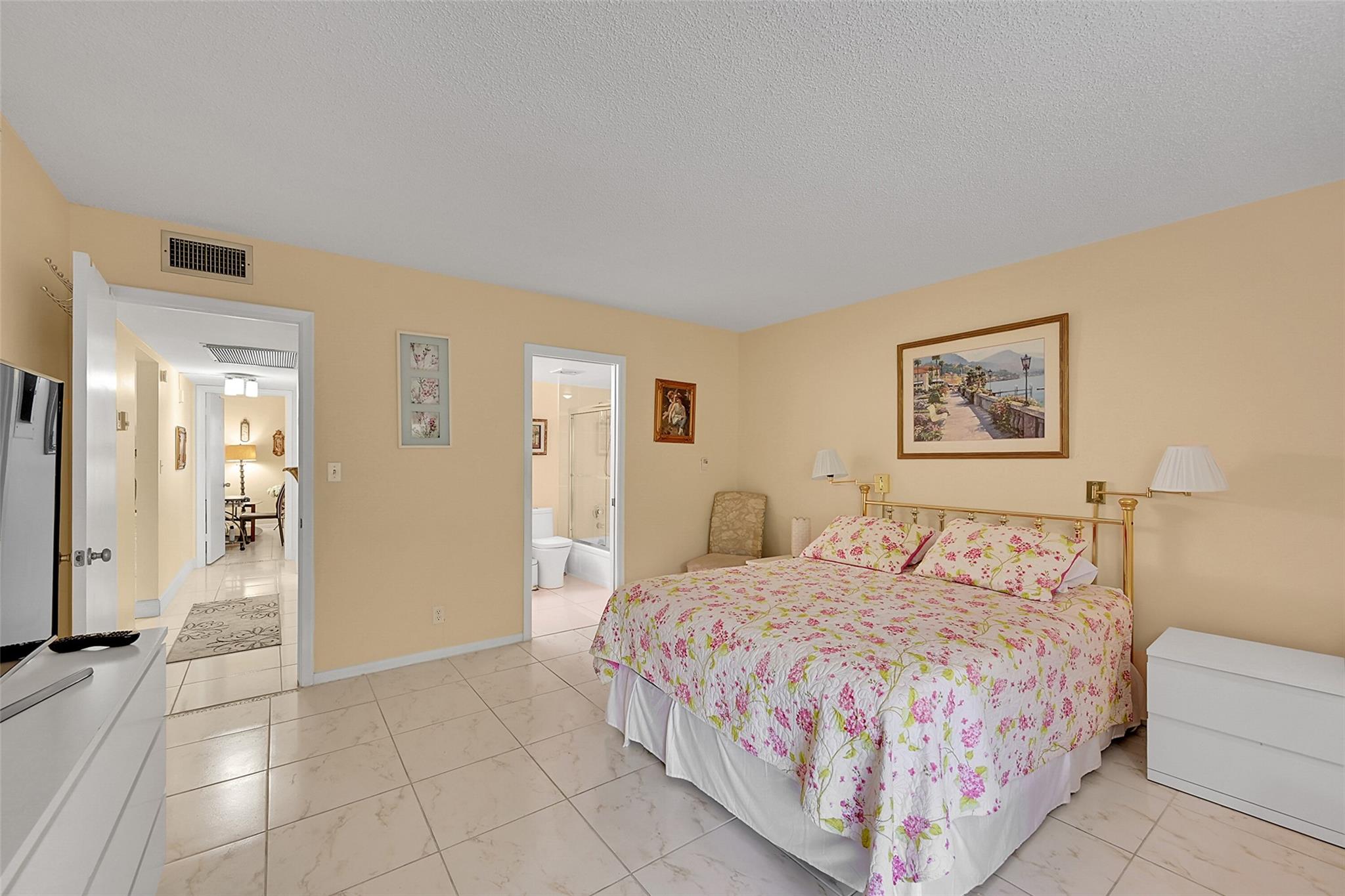 WYNMOOR VILLAGE - Residential