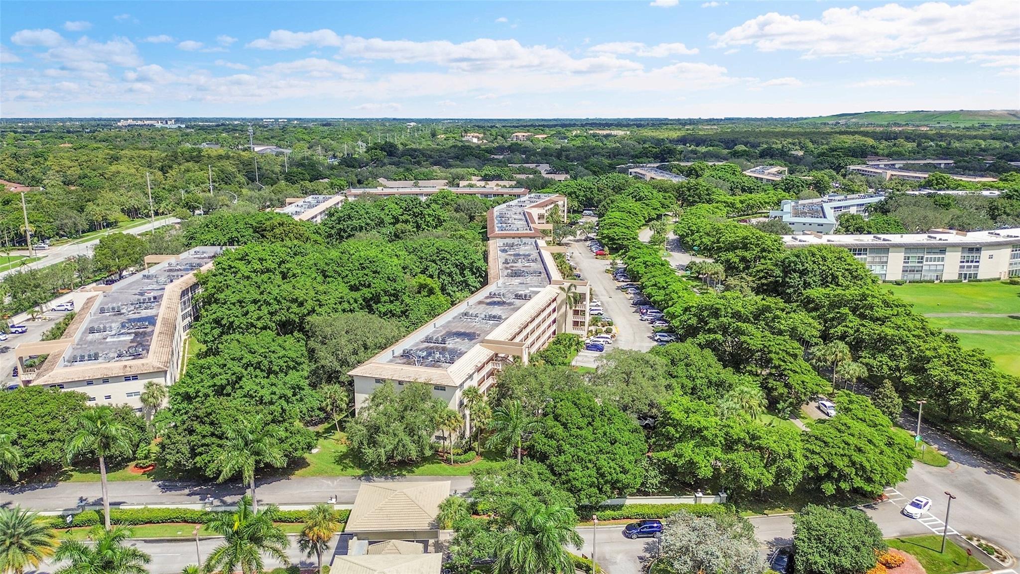 WYNMOOR VILLAGE - Residential