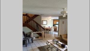 CORNERLAKE TOWNHOMES CONDO - Residential Lease