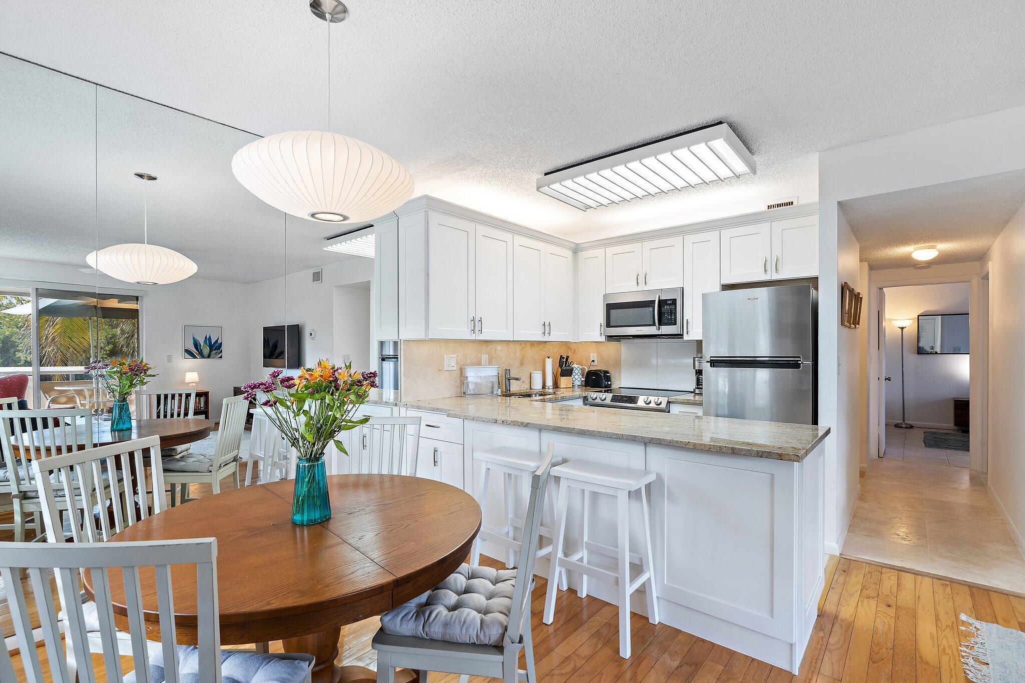 Jupiter Bay - Residential